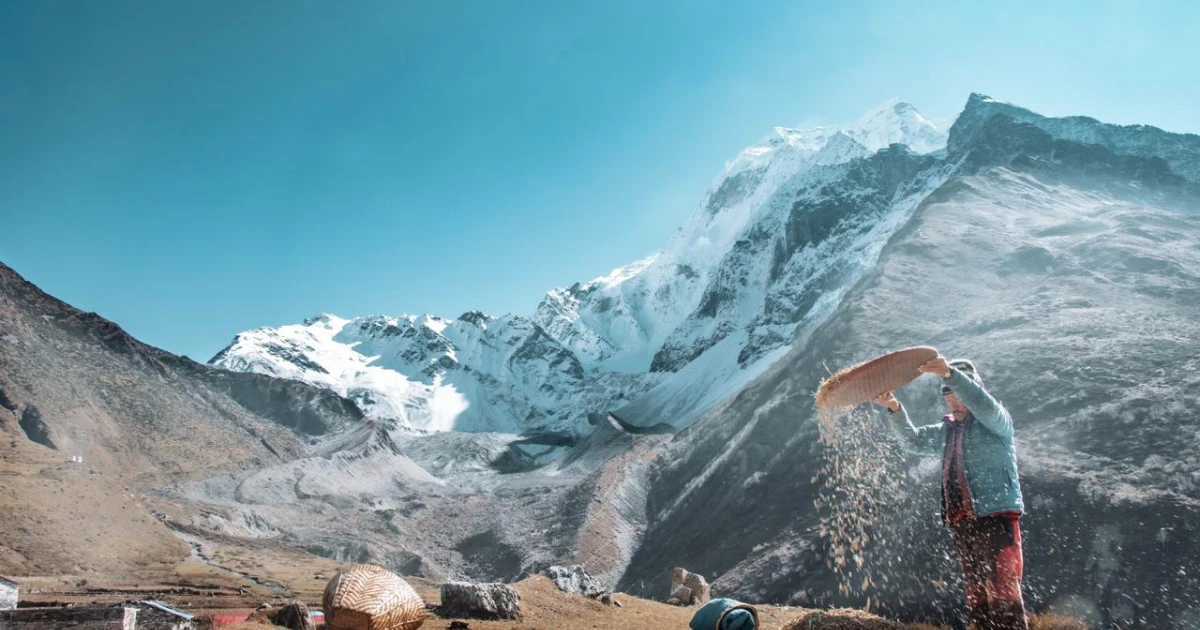 Manaslu vs Annapurna Circuit: Which Trek is Right for You in 2027?